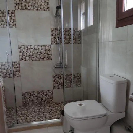 Renovated 300m From The Sea *